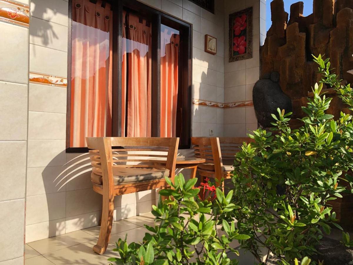 Kerti Beach Bungalow And Restaurant Padangbai  Εξωτερικό φωτογραφία