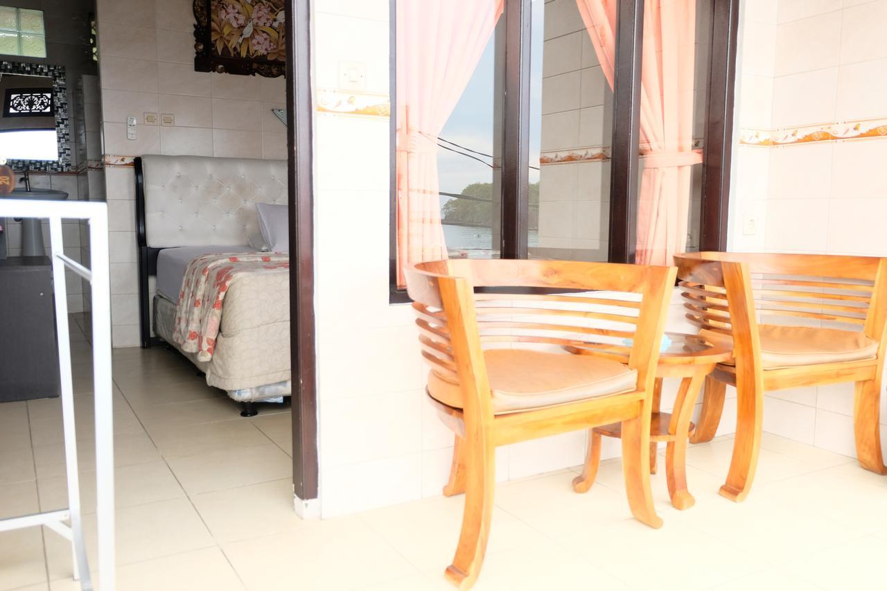 Kerti Beach Bungalow And Restaurant Padangbai  Εξωτερικό φωτογραφία